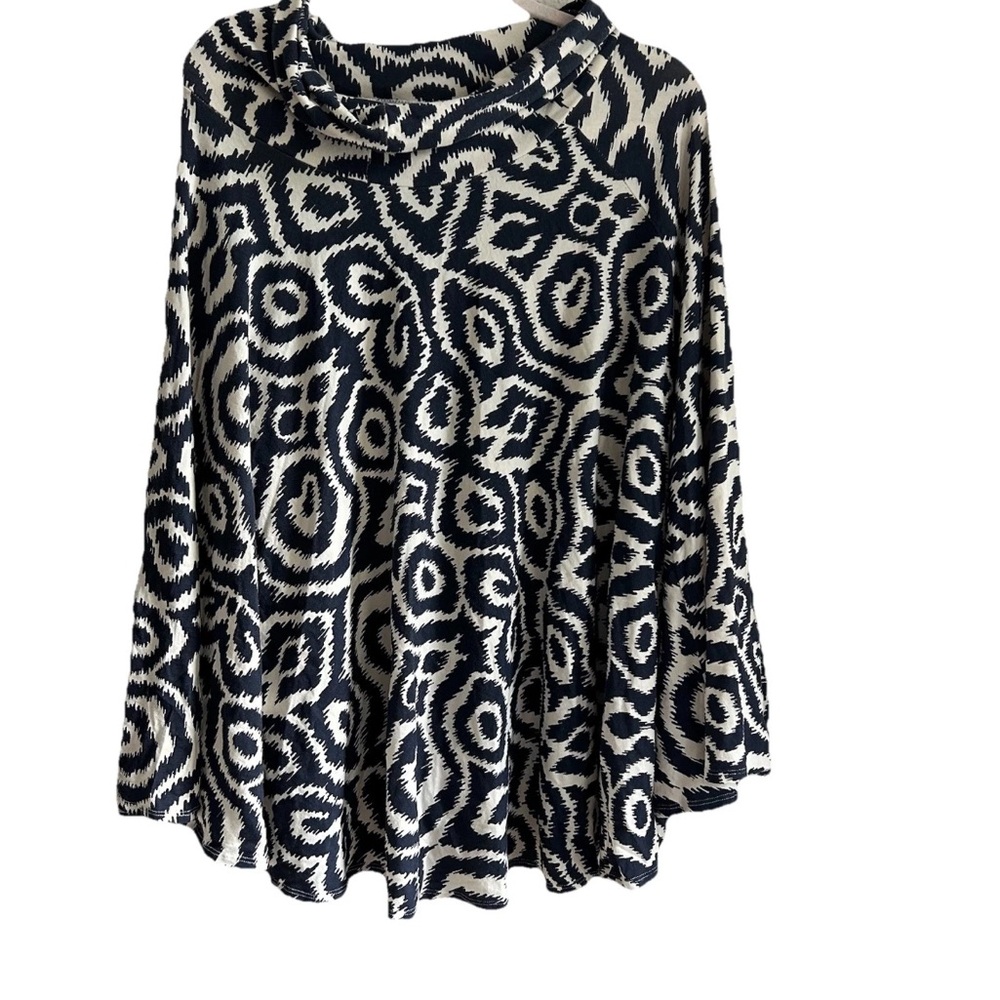 J. Crew Black and White A-Line Skirt animal mobwife preppy festival classic